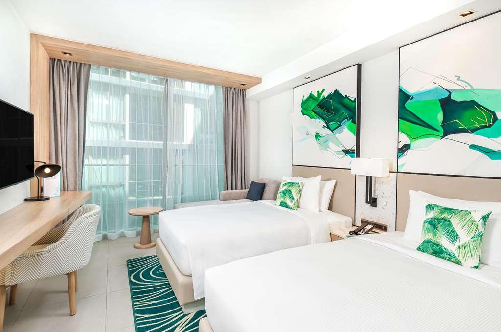 Hilton Garden Inn Phuket Bang Tao Bilik gambar